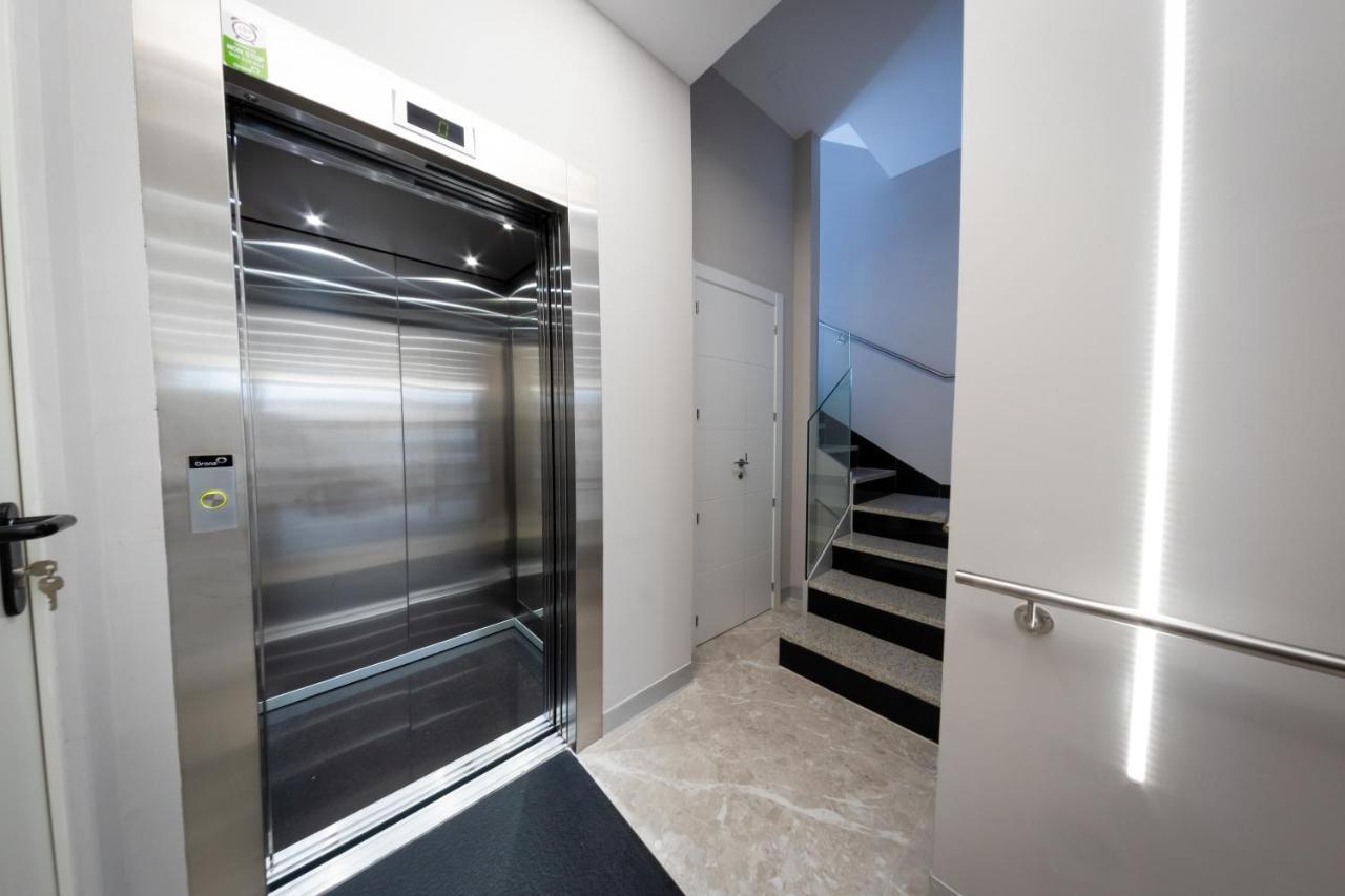 Apartamentos Palacio De Yolanda Zamora Eksteriør bilde